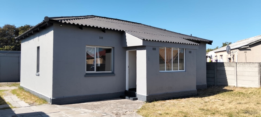 3 Bedroom Property for Sale in Ruyterwacht Western Cape